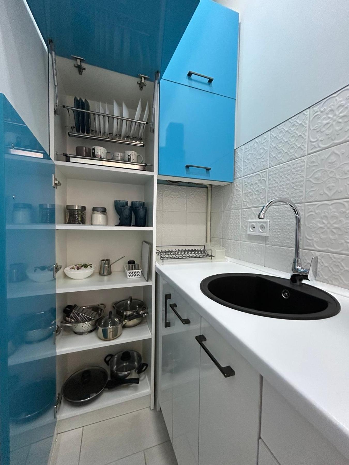 Romantic Apartment In The Сity Сenter Lviv Exteriör bild