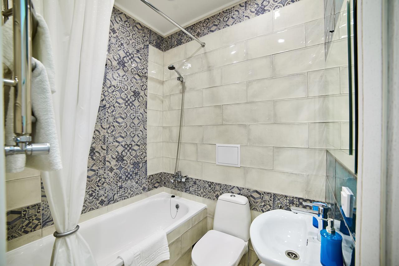 Romantic Apartment In The Сity Сenter Lviv Exteriör bild